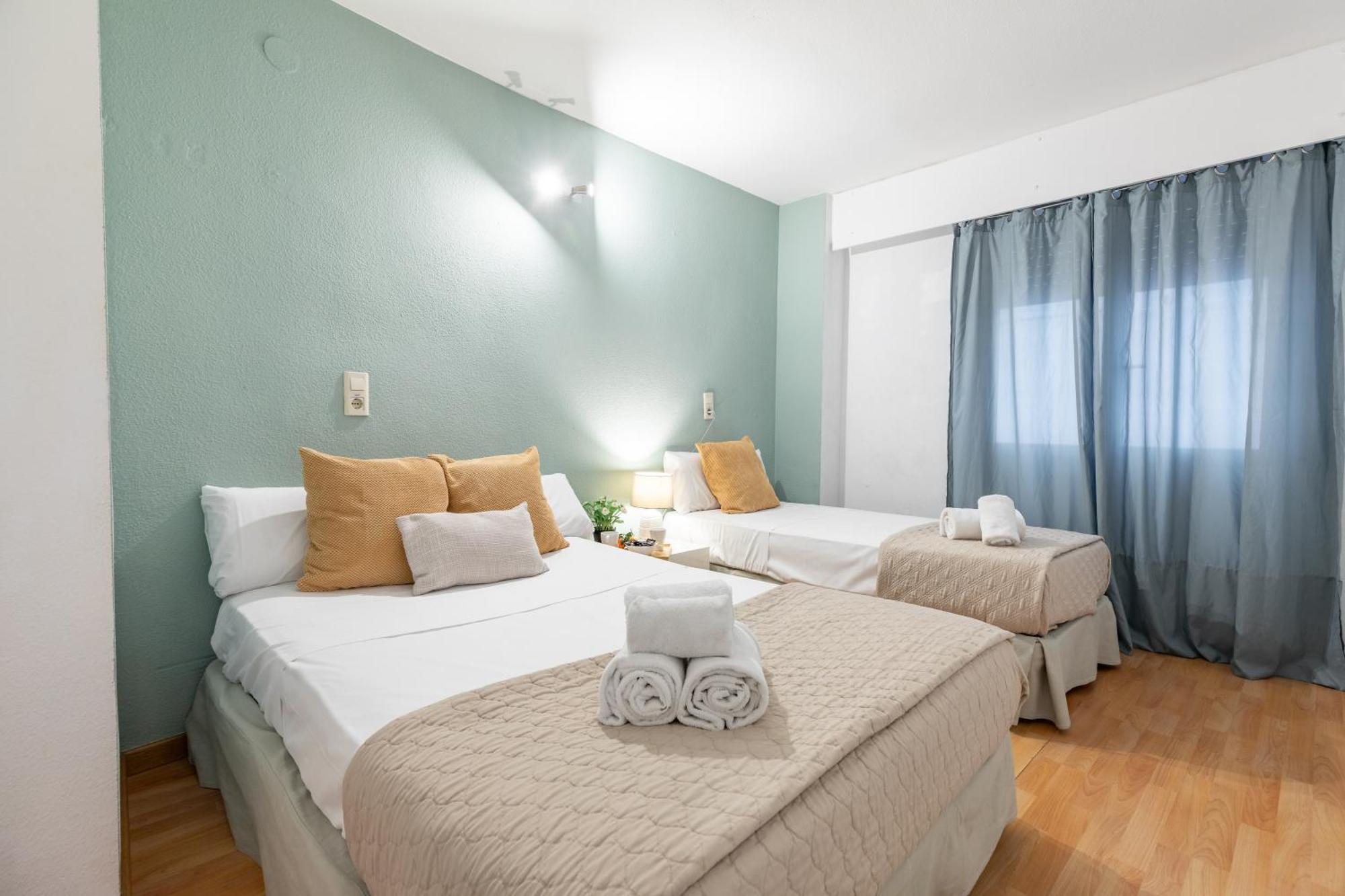 Travel Habitat Torres De Serrano Valencia Bagian luar foto